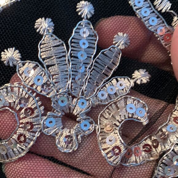 Soieblu Size Medium evening/party Dress.  Black lining with pink detailed lace - Picture 6 of 15